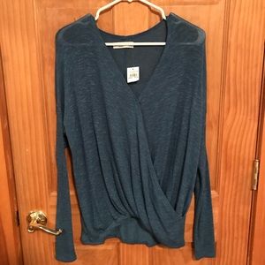 Abercrombie & Fitch V-Neck Sweater